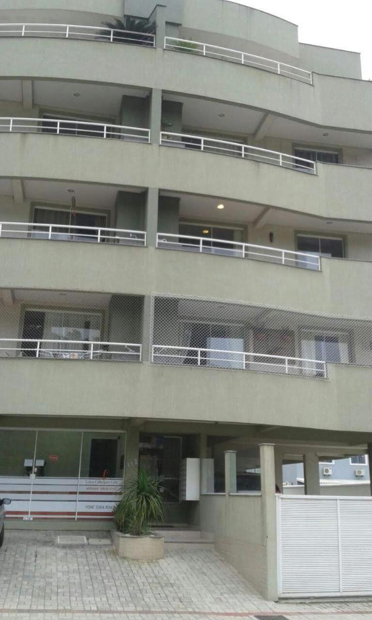 apartamento aluguel temporada bombinhas Exterior foto